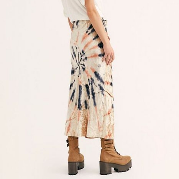 NWT Free People Bali Serious Swagger Velvet Skirt - Picture 4 of 6